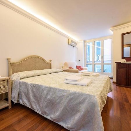 Via Avvocata 25 Apartment Naples Luaran gambar