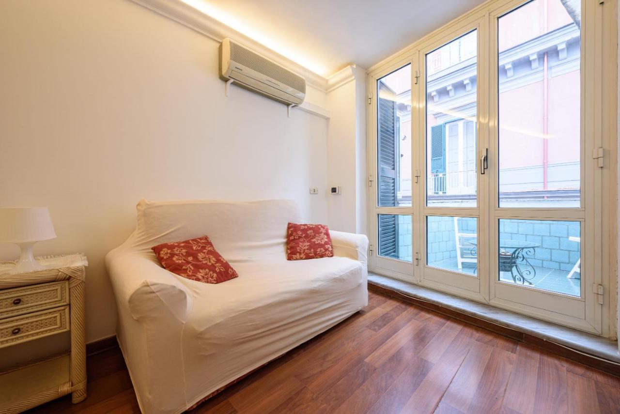 Via Avvocata 25 Apartment Naples Luaran gambar