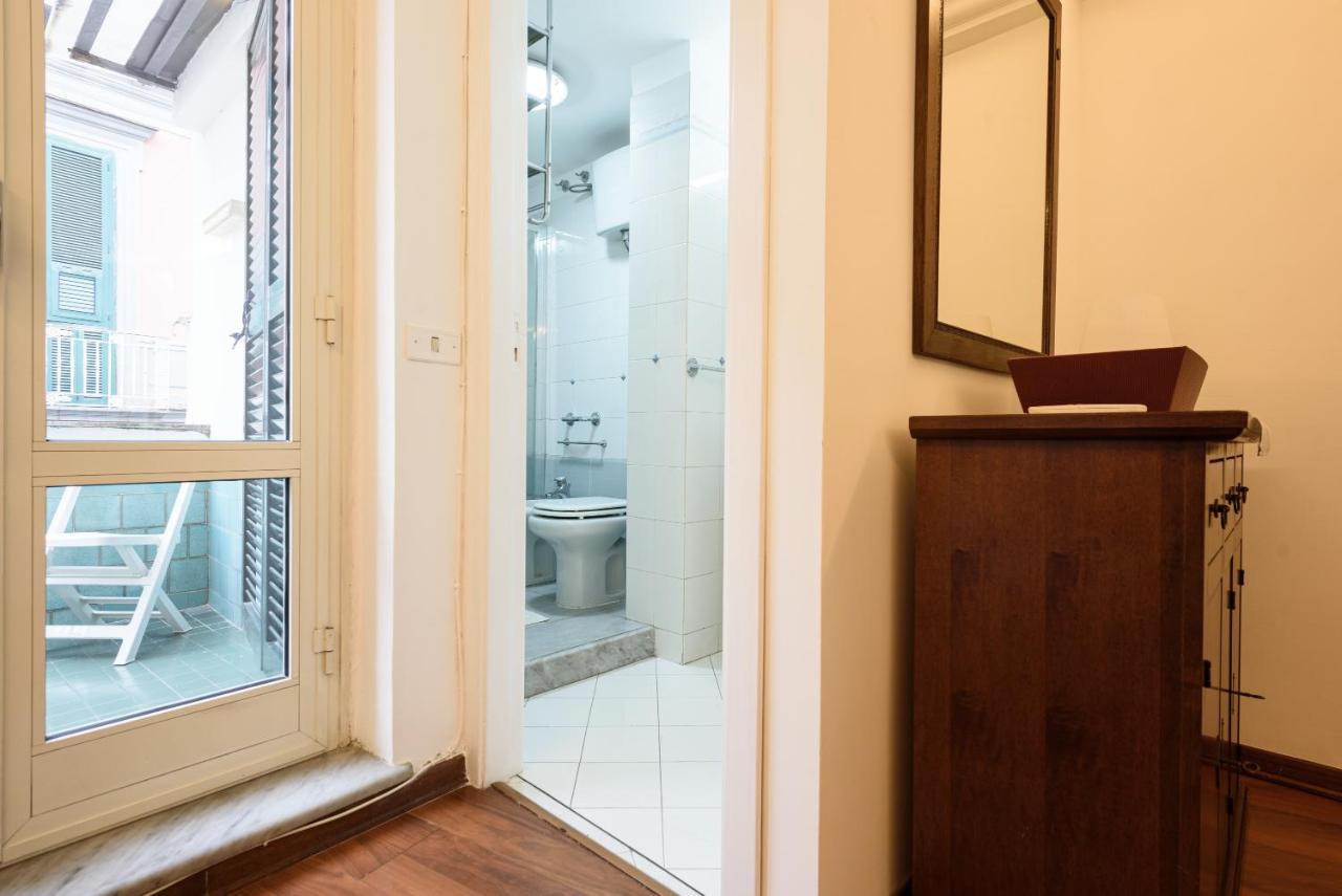 Via Avvocata 25 Apartment Naples Luaran gambar