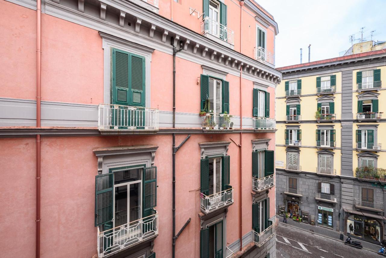 Via Avvocata 25 Apartment Naples Luaran gambar