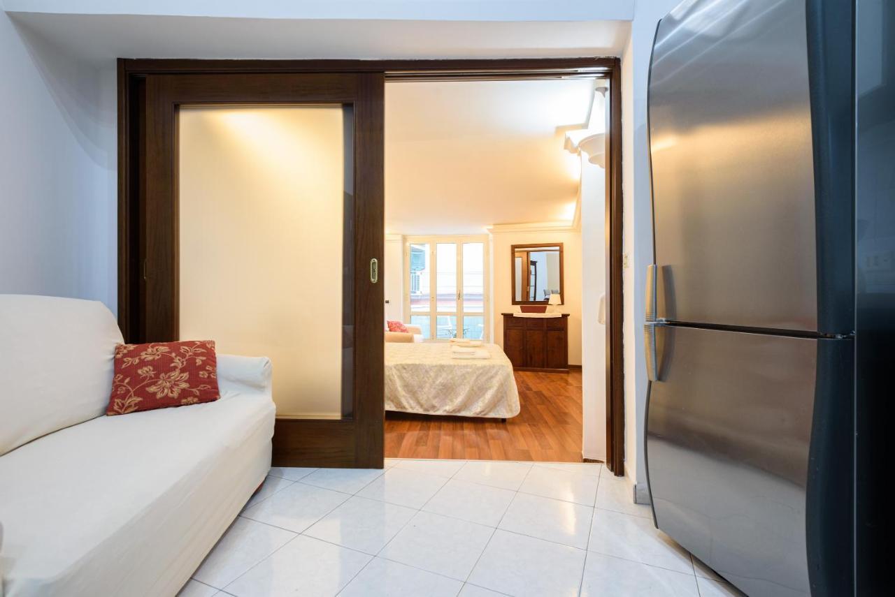 Via Avvocata 25 Apartment Naples Luaran gambar