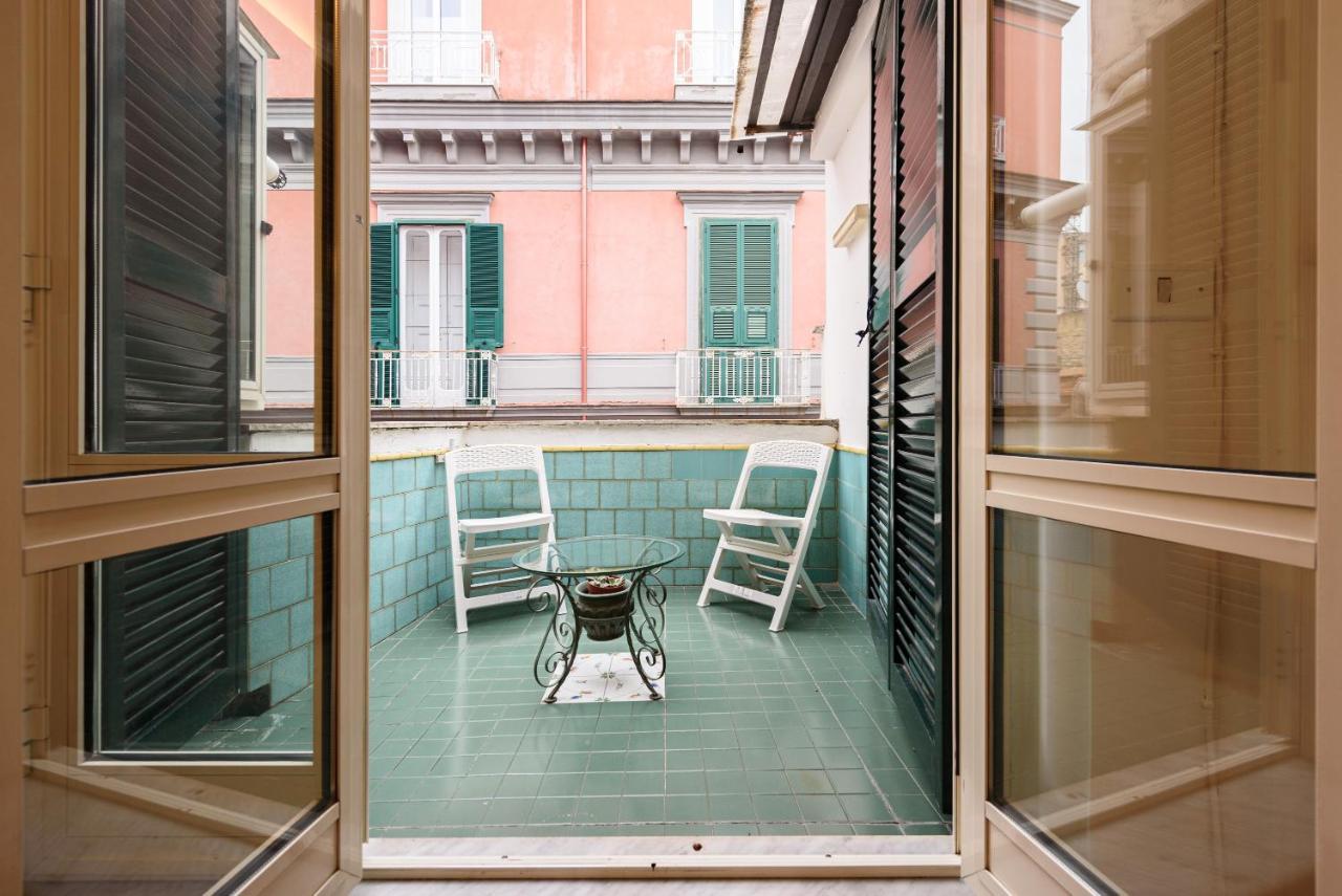 Via Avvocata 25 Apartment Naples Luaran gambar