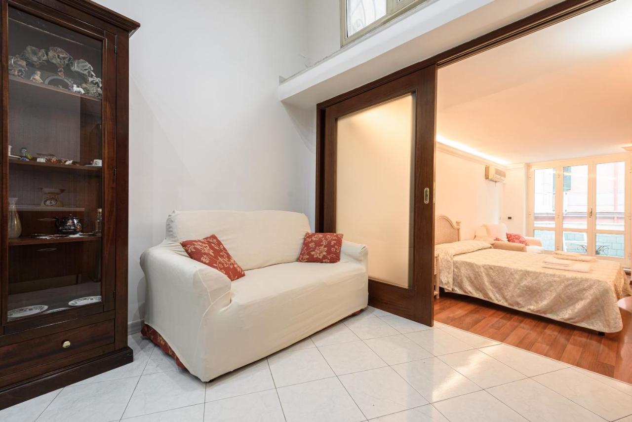 Via Avvocata 25 Apartment Naples Luaran gambar