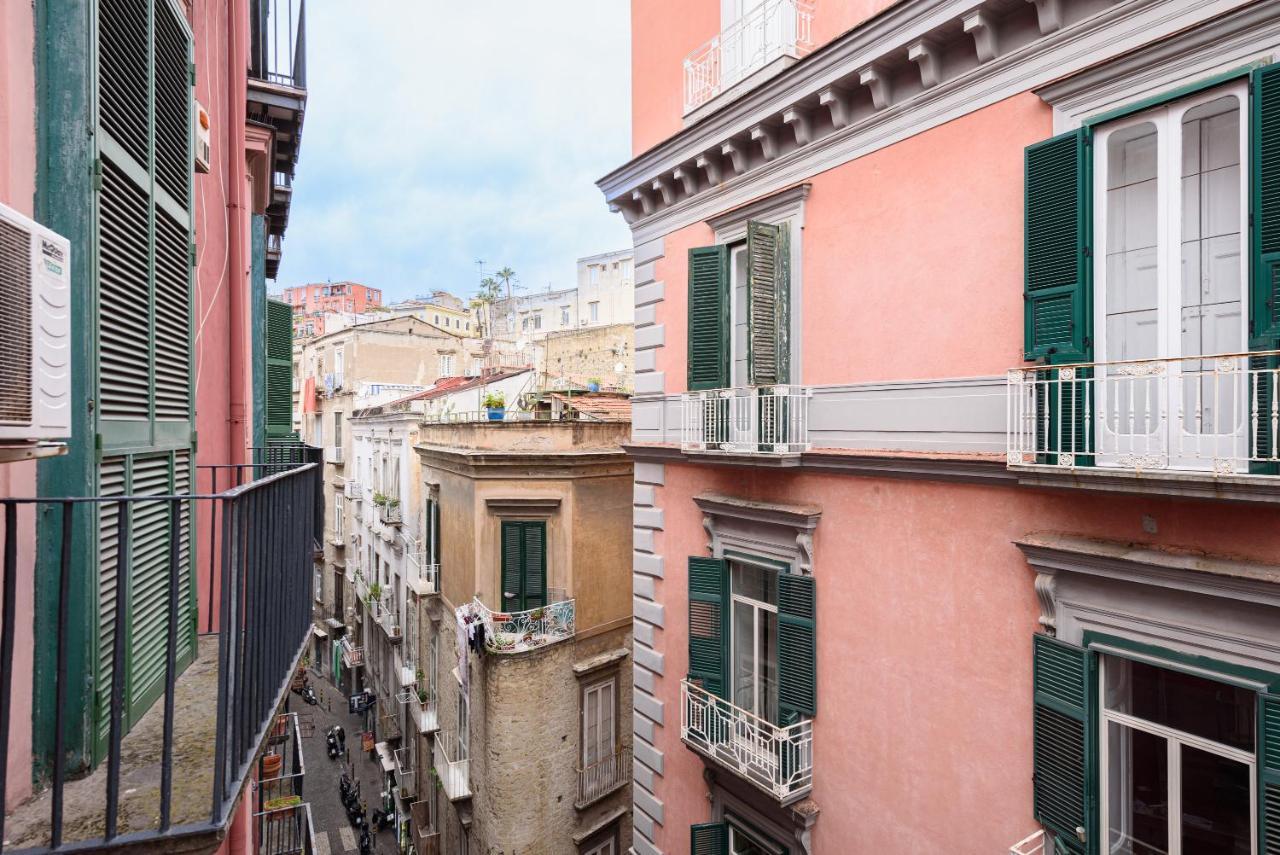 Via Avvocata 25 Apartment Naples Luaran gambar